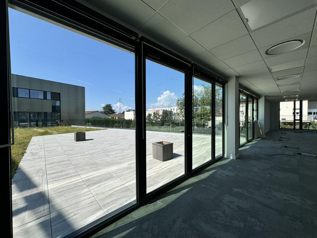 Bureau Limonest 830m² Location bureau Limonest Rhône OLBUR2206259 2